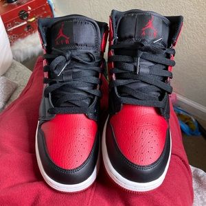 AIR JORDAN 1 banned